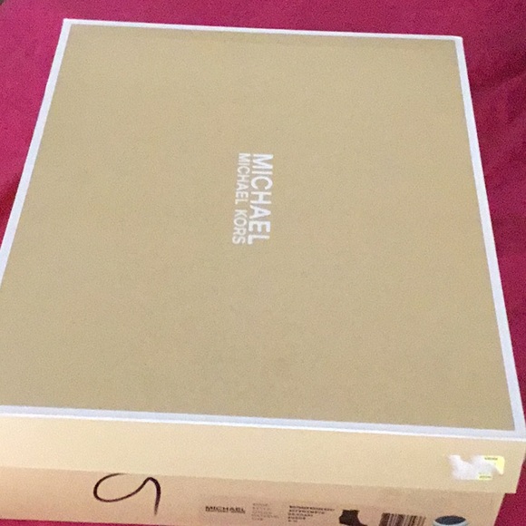 michael Kors wedge boot DK khaki 9M suede new box - Picture 15 of 15